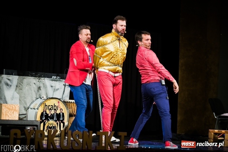 Zdjęcie w galerii na portalu naszraciborz.pl: Kabaret Hrabi wystąpił w Raciborskim Centrum Kultury wiadomości z regionu