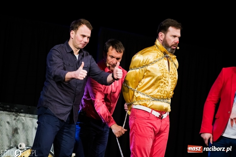 Zdjęcie w galerii na portalu naszraciborz.pl: Kabaret Hrabi wystąpił w Raciborskim Centrum Kultury wiadomości z regionu