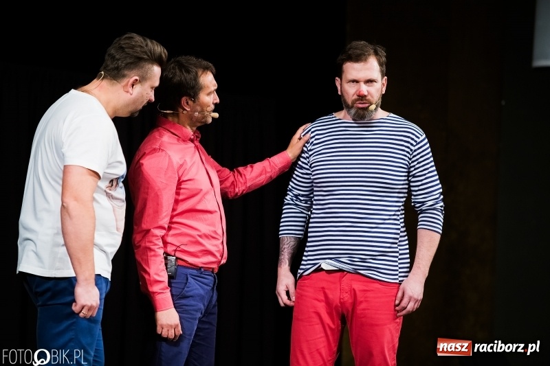 Zdjęcie w galerii na portalu naszraciborz.pl: Kabaret Hrabi wystąpił w Raciborskim Centrum Kultury wiadomości z regionu