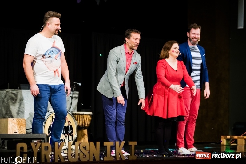 Zdjęcie w galerii na portalu naszraciborz.pl: Kabaret Hrabi wystąpił w Raciborskim Centrum Kultury wiadomości z regionu