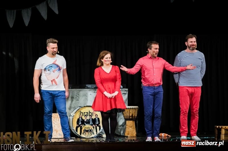 Zdjęcie w galerii na portalu naszraciborz.pl: Kabaret Hrabi wystąpił w Raciborskim Centrum Kultury wiadomości z regionu