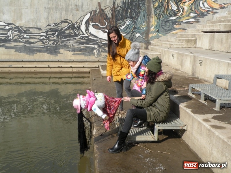 Zdjęcie w galerii na portalu naszraciborz.pl: Pierwszy dzień wiosny z Raciborskim Centrum Kultury wiadomości z regionu