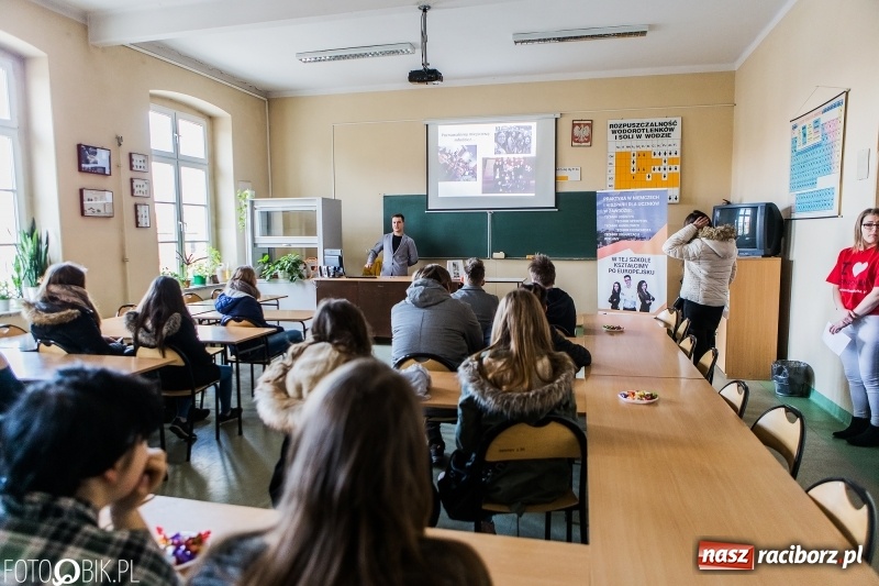 Zdjęcie w galerii na portalu naszraciborz.pl: Pierwszy Dzień Wiosny, czyli Dni Otwarte w Ekonomiku wiadomości z regionu