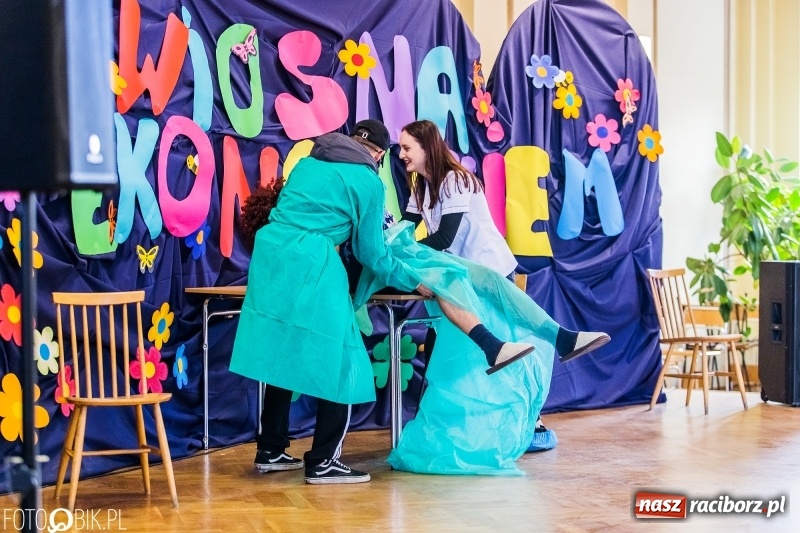 Zdjęcie w galerii na portalu naszraciborz.pl: Pierwszy Dzień Wiosny, czyli Dni Otwarte w Ekonomiku wiadomości z regionu