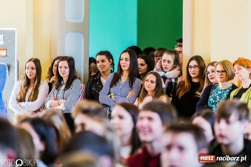 Zdjęcie w galerii na portalu naszraciborz.pl: Pierwszy Dzień Wiosny, czyli Dni Otwarte w Ekonomiku wiadomości z regionu