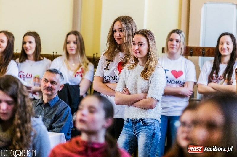 Zdjęcie w galerii na portalu naszraciborz.pl: Pierwszy Dzień Wiosny, czyli Dni Otwarte w Ekonomiku wiadomości z regionu