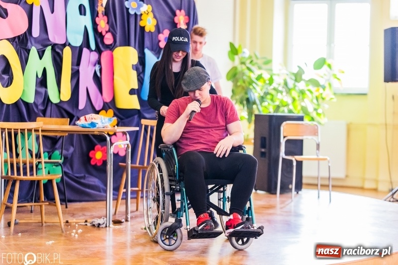 Zdjęcie w galerii na portalu naszraciborz.pl: Pierwszy Dzień Wiosny, czyli Dni Otwarte w Ekonomiku wiadomości z regionu