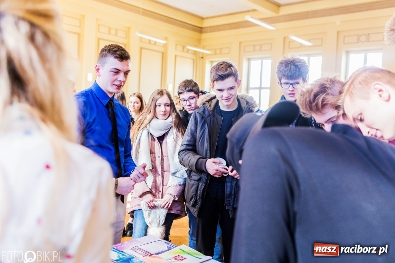 Zdjęcie w galerii na portalu naszraciborz.pl: Pierwszy Dzień Wiosny, czyli Dni Otwarte w Ekonomiku wiadomości z regionu