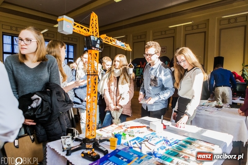 Zdjęcie w galerii na portalu naszraciborz.pl: Pierwszy Dzień Wiosny, czyli Dni Otwarte w Ekonomiku wiadomości z regionu