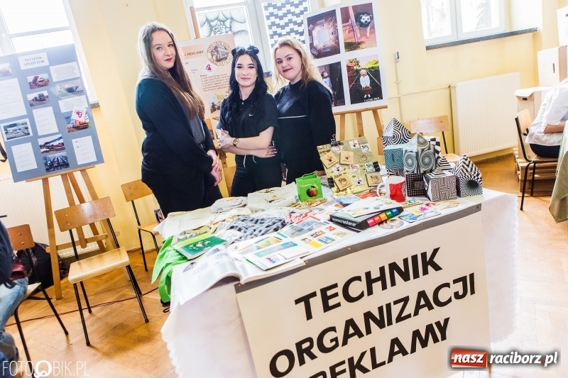 Zdjęcie w galerii na portalu naszraciborz.pl: Pierwszy Dzień Wiosny, czyli Dni Otwarte w Ekonomiku wiadomości z regionu