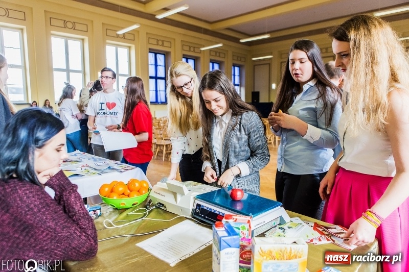 Zdjęcie w galerii na portalu naszraciborz.pl: Pierwszy Dzień Wiosny, czyli Dni Otwarte w Ekonomiku wiadomości z regionu