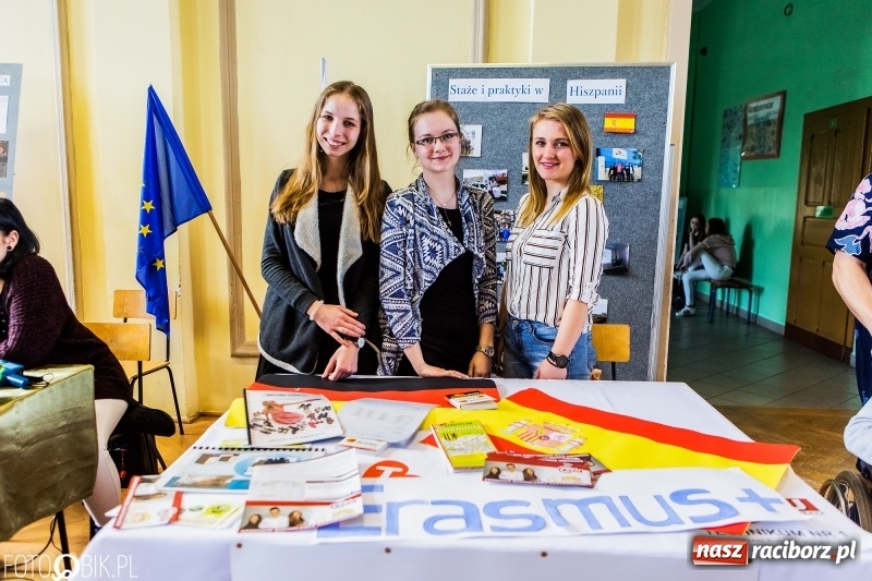 Zdjęcie w galerii na portalu naszraciborz.pl: Pierwszy Dzień Wiosny, czyli Dni Otwarte w Ekonomiku wiadomości z regionu