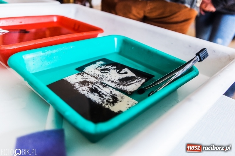 Zdjęcie w galerii na portalu naszraciborz.pl: Dni otwarte I LO. Zobacz jak uczniowie promują szkołę wiadomości z regionu