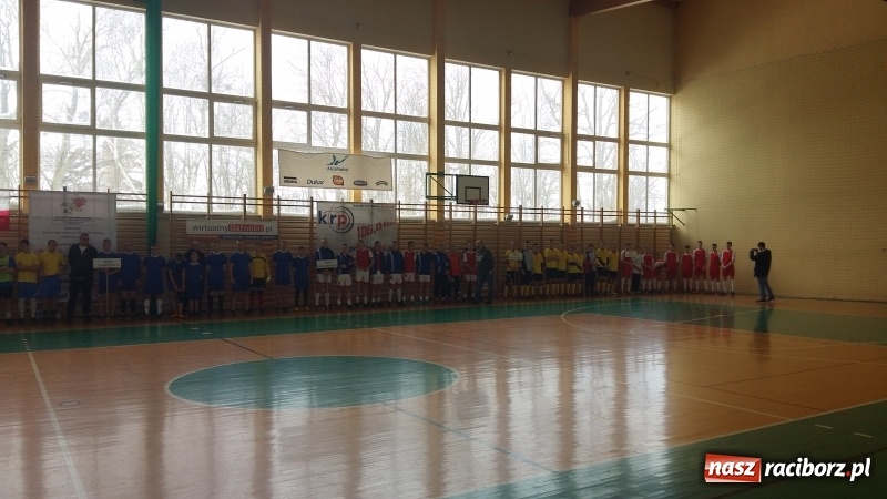 Zdjęcie w galerii na portalu naszraciborz.pl: Wychowankowie MOW w Rudach z brązowymi medalami Mistrzostw Polski w Halowej Piłce Nożnej wiadomości z regionu