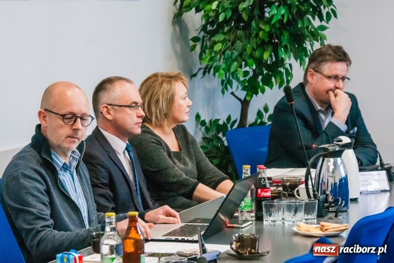 Zdjęcie w galerii na portalu naszraciborz.pl: Powstanie platforma umożliwiająca uczniom wybór najlepszej szkoły średniej wiadomości z regionu