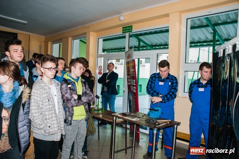 Zdjęcie w galerii na portalu naszraciborz.pl: Dni otwarte w raciborskim Mechaniku wiadomości z regionu