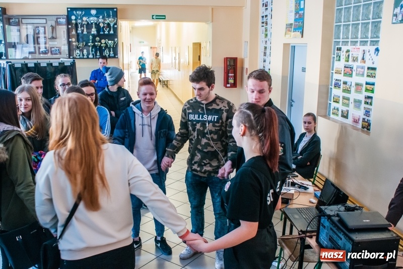 Zdjęcie w galerii na portalu naszraciborz.pl: Dni otwarte w raciborskim Mechaniku wiadomości z regionu