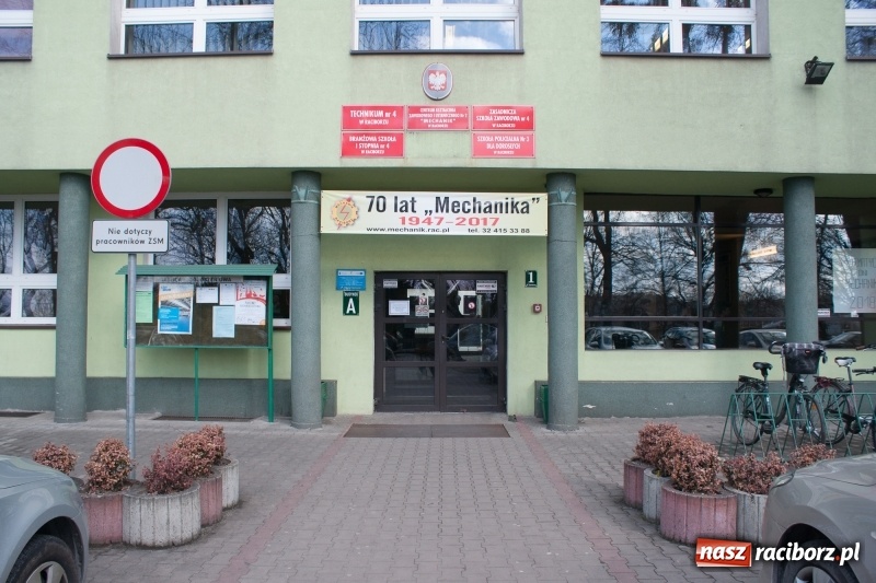 Zdjęcie w galerii na portalu naszraciborz.pl: Dni otwarte w raciborskim Mechaniku wiadomości z regionu