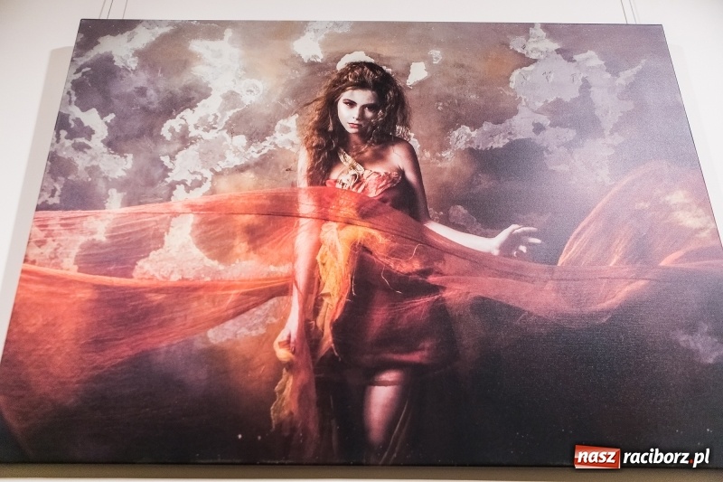 Zdjęcie w galerii na portalu naszraciborz.pl: Otwarcie wystawy Słowiańska Lunaria w RCK wiadomości z regionu