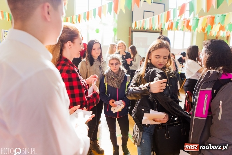 Zdjęcie w galerii na portalu naszraciborz.pl: Budowlanka i Gastronomik promuje szkołę na Dniach Otwartych wiadomości z regionu