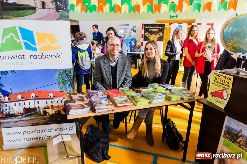 Zdjęcie w galerii na portalu naszraciborz.pl: Budowlanka i Gastronomik promuje szkołę na Dniach Otwartych wiadomości z regionu