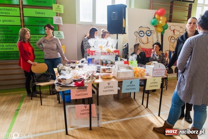 Zdjęcie w galerii na portalu naszraciborz.pl: Budowlanka i Gastronomik promuje szkołę na Dniach Otwartych wiadomości z regionu