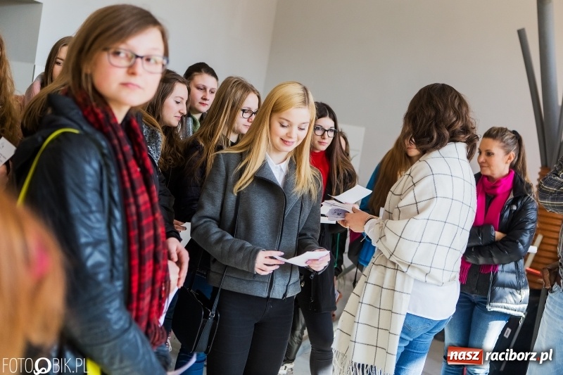 Zdjęcie w galerii na portalu naszraciborz.pl: Budowlanka i Gastronomik promuje szkołę na Dniach Otwartych wiadomości z regionu