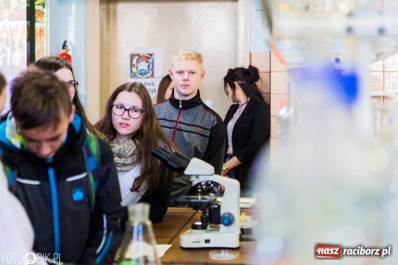 Zdjęcie w galerii na portalu naszraciborz.pl: Budowlanka i Gastronomik promuje szkołę na Dniach Otwartych wiadomości z regionu