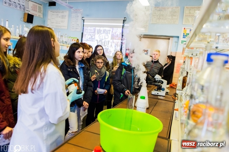 Zdjęcie w galerii na portalu naszraciborz.pl: Budowlanka i Gastronomik promuje szkołę na Dniach Otwartych wiadomości z regionu