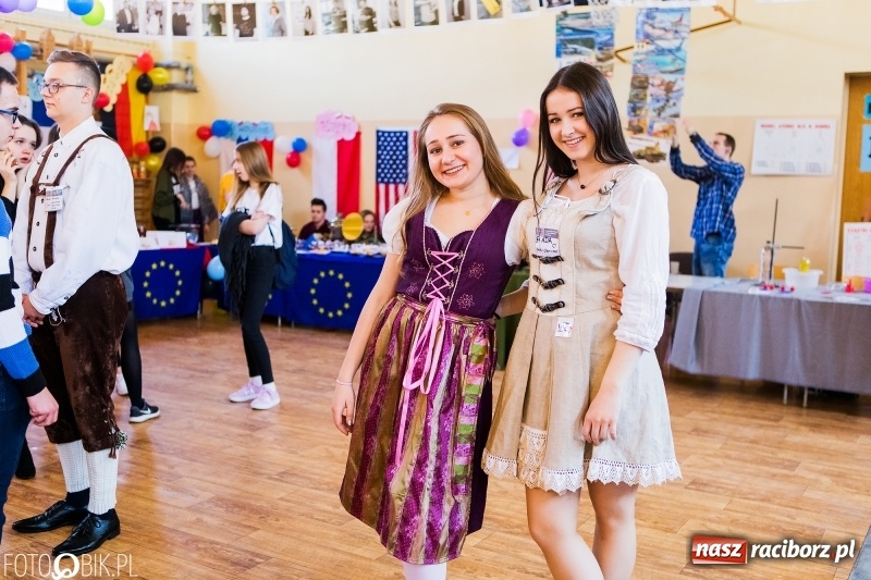 Zdjęcie w galerii na portalu naszraciborz.pl: W II Liceum Ogólnokształcącym trwają Dni Otwarte wiadomości z regionu