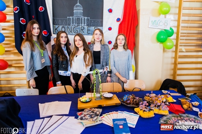 Zdjęcie w galerii na portalu naszraciborz.pl: W II Liceum Ogólnokształcącym trwają Dni Otwarte wiadomości z regionu