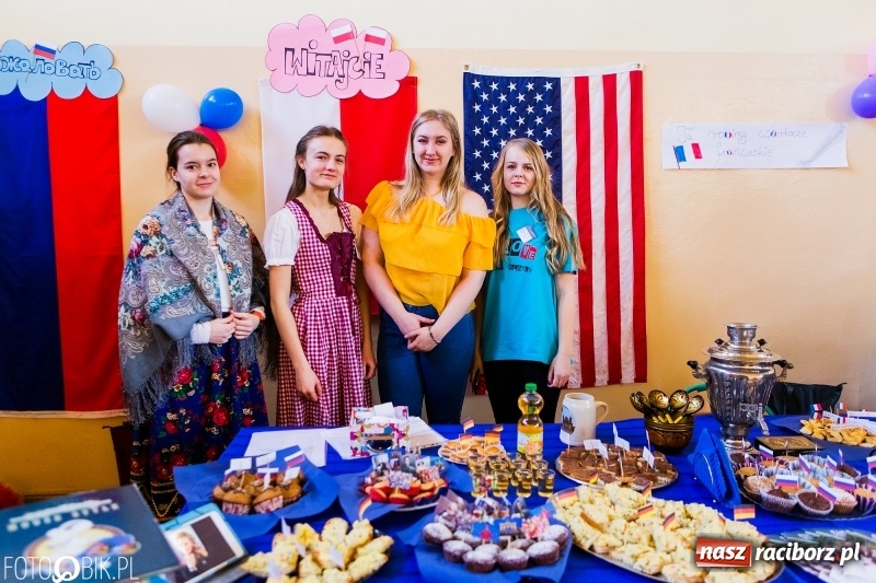 Zdjęcie w galerii na portalu naszraciborz.pl: W II Liceum Ogólnokształcącym trwają Dni Otwarte wiadomości z regionu