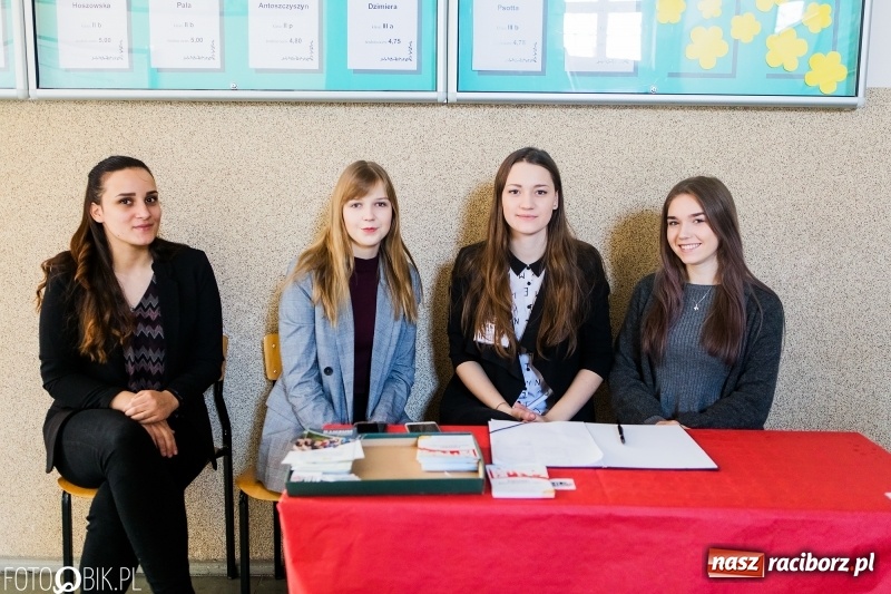 Zdjęcie w galerii na portalu naszraciborz.pl: W II Liceum Ogólnokształcącym trwają Dni Otwarte wiadomości z regionu