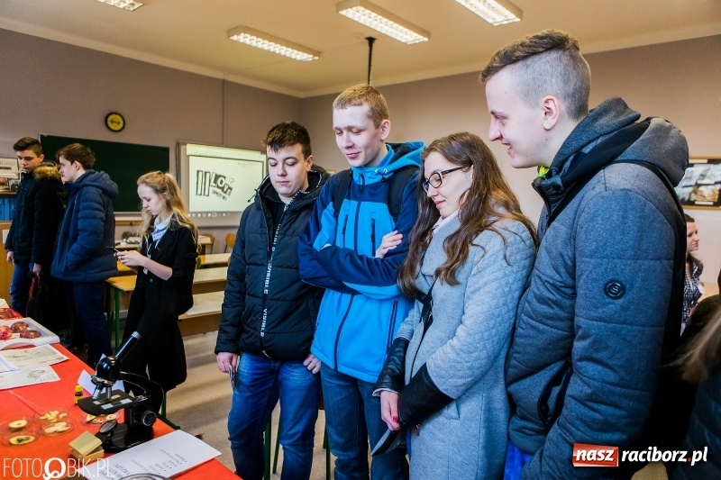 Zdjęcie w galerii na portalu naszraciborz.pl: W II Liceum Ogólnokształcącym trwają Dni Otwarte wiadomości z regionu