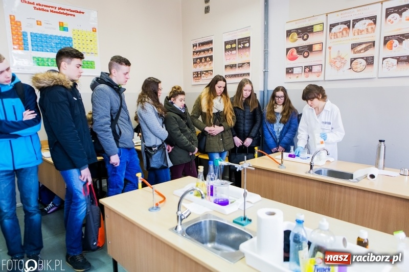 Zdjęcie w galerii na portalu naszraciborz.pl: W II Liceum Ogólnokształcącym trwają Dni Otwarte wiadomości z regionu