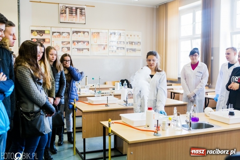Zdjęcie w galerii na portalu naszraciborz.pl: W II Liceum Ogólnokształcącym trwają Dni Otwarte wiadomości z regionu
