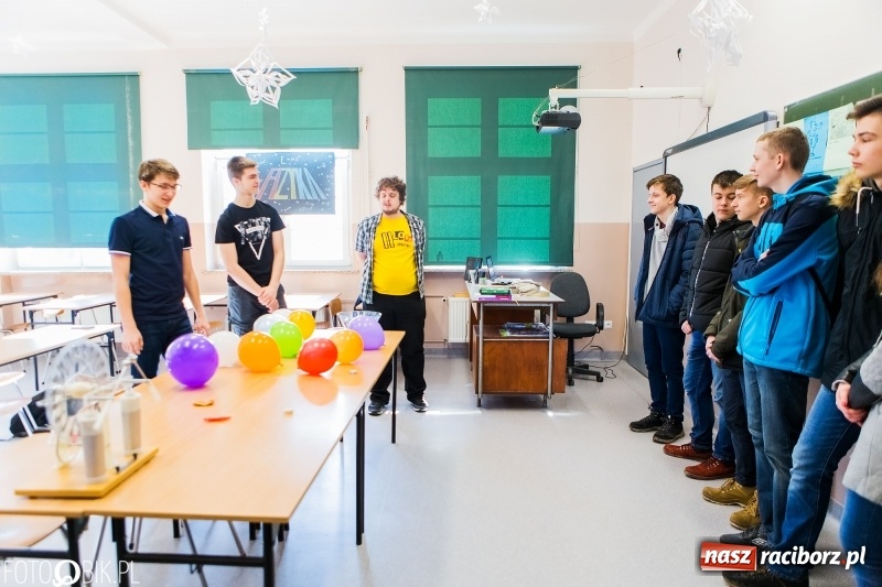 Zdjęcie w galerii na portalu naszraciborz.pl: W II Liceum Ogólnokształcącym trwają Dni Otwarte wiadomości z regionu