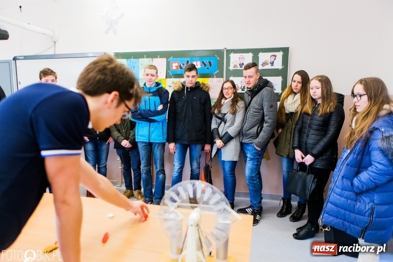Zdjęcie w galerii na portalu naszraciborz.pl: W II Liceum Ogólnokształcącym trwają Dni Otwarte wiadomości z regionu