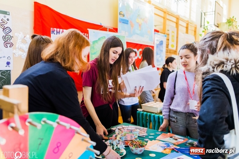Zdjęcie w galerii na portalu naszraciborz.pl: W II Liceum Ogólnokształcącym trwają Dni Otwarte wiadomości z regionu