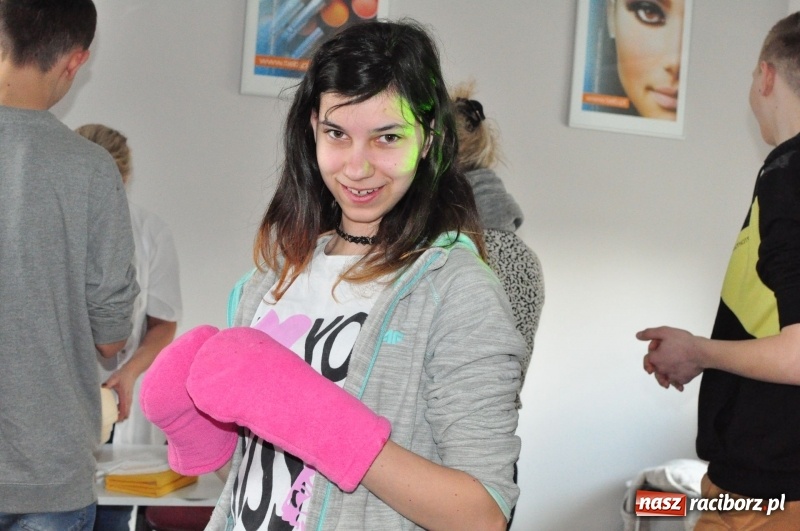 Zdjęcie w galerii na portalu naszraciborz.pl: Nauka i fun zawsze w parze, czyli Drzwi Otwarte Technikum TEB Edukacja wiadomości z regionu