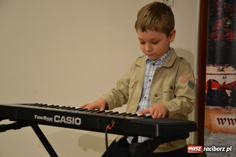 Zdjęcie w galerii na portalu naszraciborz.pl: Koncert Wiosenny na Zamku Piastowskim FOTO i WIDEO wiadomości z regionu