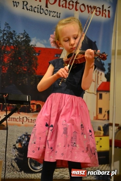 Zdjęcie w galerii na portalu naszraciborz.pl: Koncert Wiosenny na Zamku Piastowskim FOTO i WIDEO wiadomości z regionu