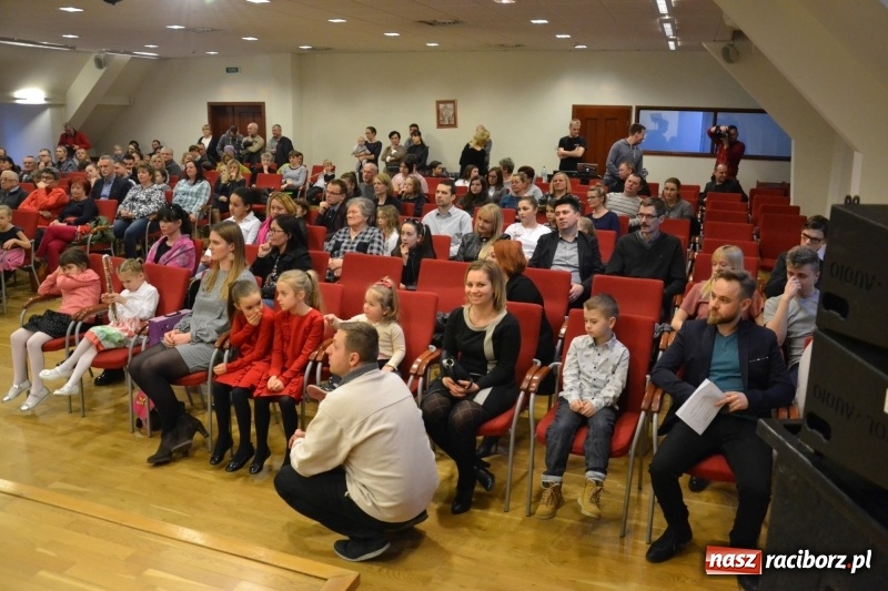 Zdjęcie w galerii na portalu naszraciborz.pl: Koncert Wiosenny na Zamku Piastowskim FOTO i WIDEO wiadomości z regionu