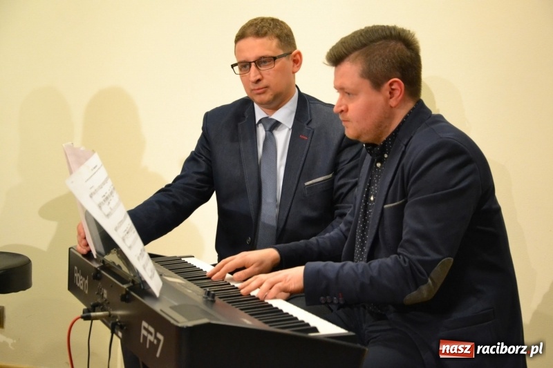 Zdjęcie w galerii na portalu naszraciborz.pl: Koncert Wiosenny na Zamku Piastowskim FOTO i WIDEO wiadomości z regionu