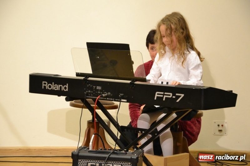 Zdjęcie w galerii na portalu naszraciborz.pl: Koncert Wiosenny na Zamku Piastowskim FOTO i WIDEO wiadomości z regionu