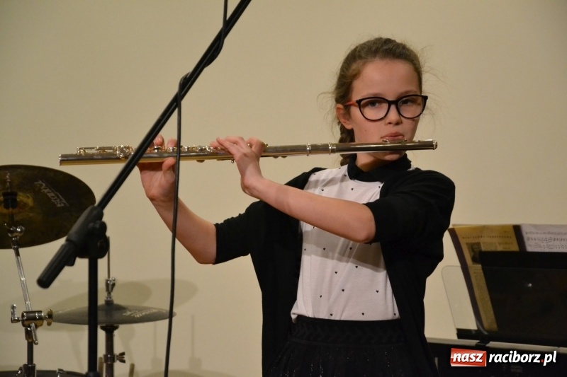 Zdjęcie w galerii na portalu naszraciborz.pl: Koncert Wiosenny na Zamku Piastowskim FOTO i WIDEO wiadomości z regionu