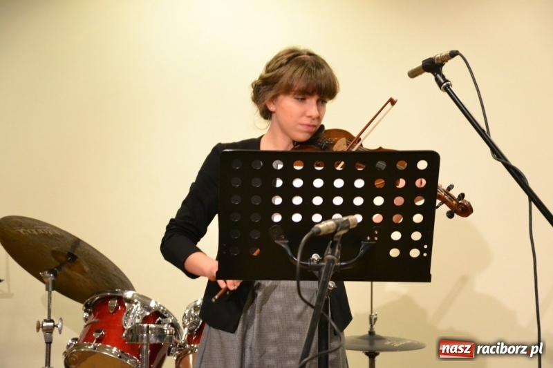 Zdjęcie w galerii na portalu naszraciborz.pl: Koncert Wiosenny na Zamku Piastowskim FOTO i WIDEO wiadomości z regionu