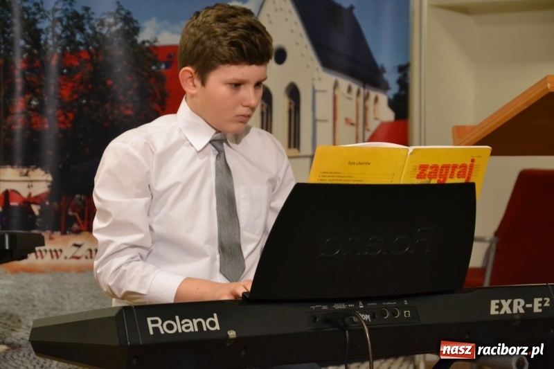 Zdjęcie w galerii na portalu naszraciborz.pl: Koncert Wiosenny na Zamku Piastowskim FOTO i WIDEO wiadomości z regionu