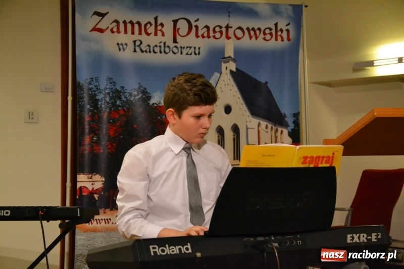 Zdjęcie w galerii na portalu naszraciborz.pl: Koncert Wiosenny na Zamku Piastowskim FOTO i WIDEO wiadomości z regionu