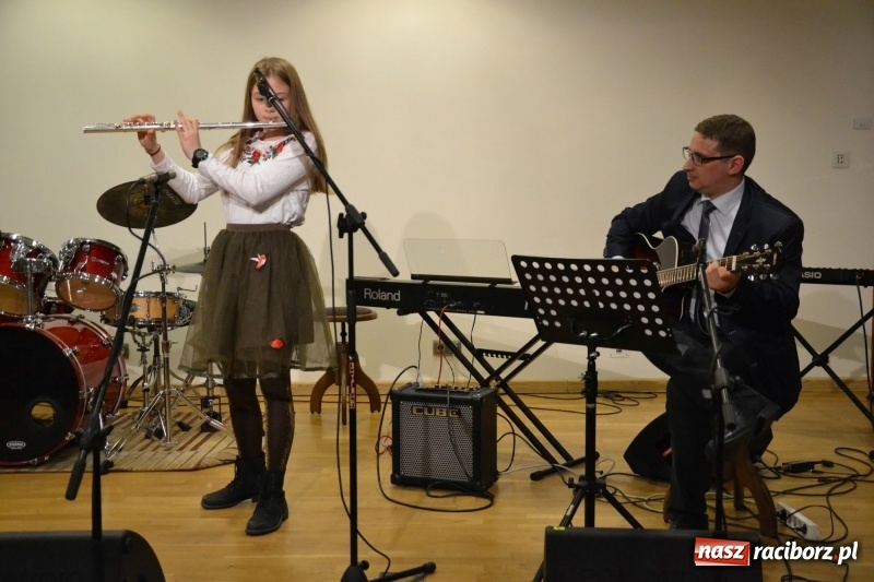 Zdjęcie w galerii na portalu naszraciborz.pl: Koncert Wiosenny na Zamku Piastowskim FOTO i WIDEO wiadomości z regionu